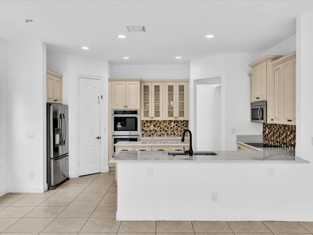 9286 NUGENT Trail, West Palm Beach, FL 33411