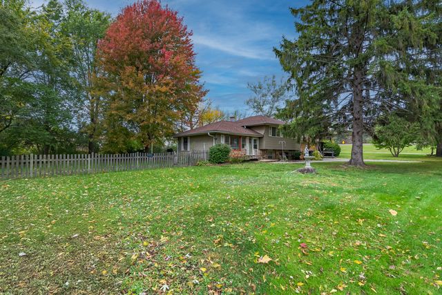 N268 Calvin Avenue, West Chicago, IL 60185