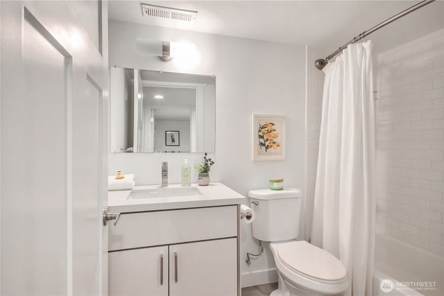 11271 35th Avenue SW, Seattle, WA 98146