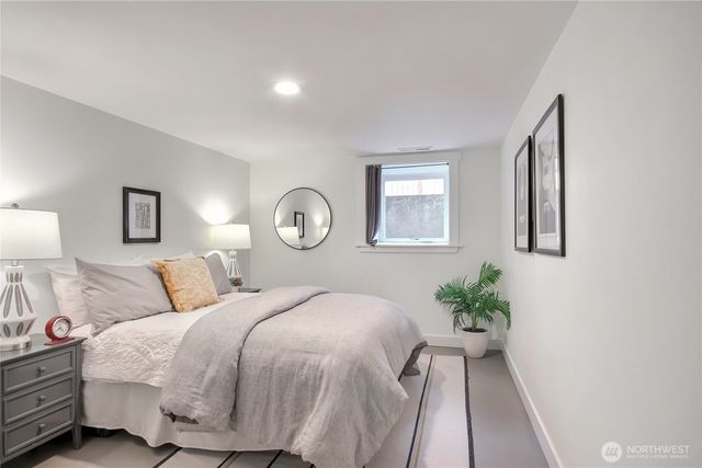 11271 35th Avenue SW, Seattle, WA 98146