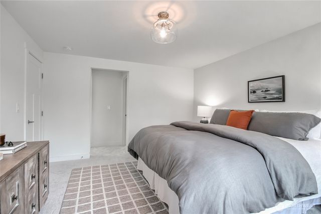 11271 35th Avenue SW, Seattle, WA 98146