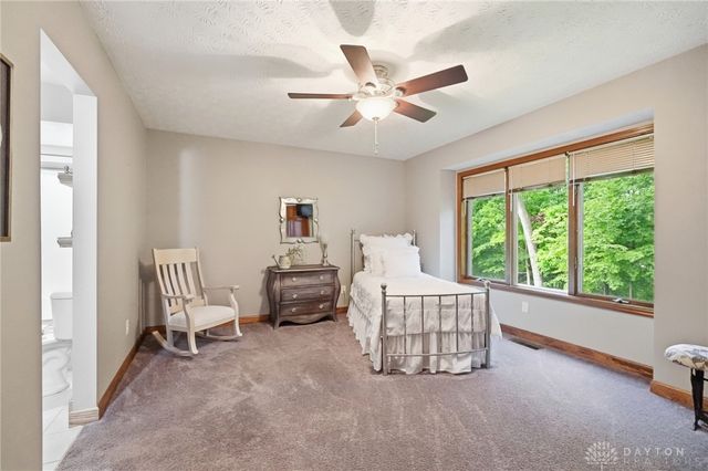 7670 Whispering Oaks Trail, Tipp City, OH 45371