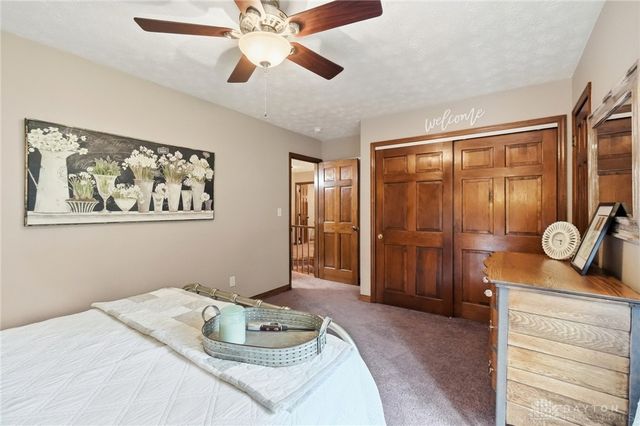 7670 Whispering Oaks Trail, Tipp City, OH 45371