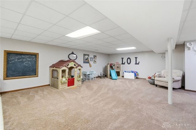 7670 Whispering Oaks Trail, Tipp City, OH 45371
