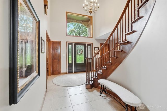 7670 Whispering Oaks Trail, Tipp City, OH 45371