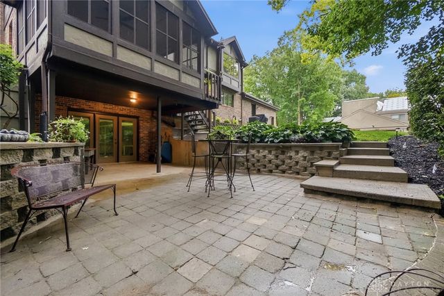 7670 Whispering Oaks Trail, Tipp City, OH 45371