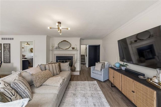 11301 Lowell Avenue, Overland Park, KS 66210