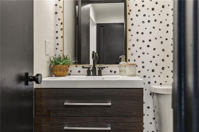 11301 Lowell Avenue, Overland Park, KS 66210