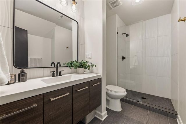 11301 Lowell Avenue, Overland Park, KS 66210