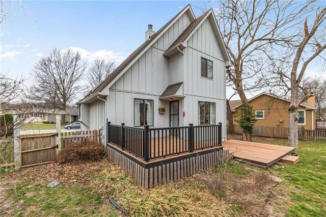 11301 Lowell Avenue, Overland Park, KS 66210