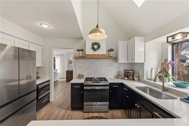 11301 Lowell Avenue, Overland Park, KS 66210