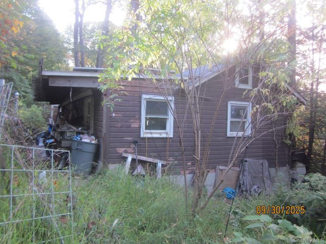 11 Woodland Circle S, Monroe, NY 10950