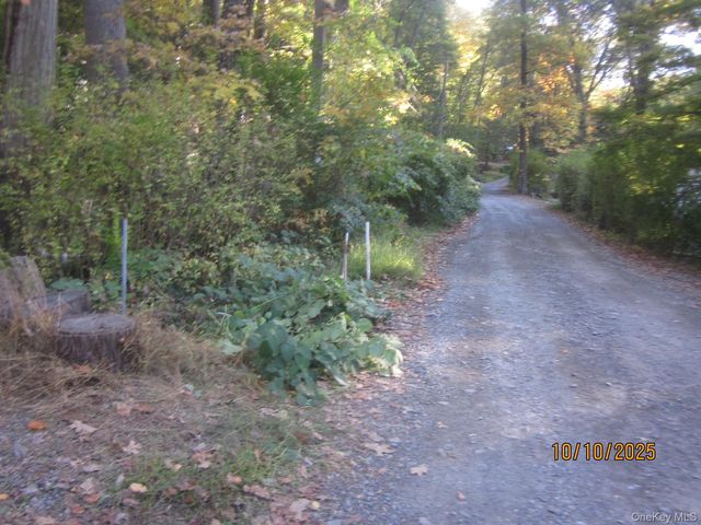 11 Woodland Circle S, Monroe, NY 10950