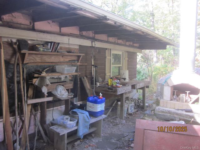 11 Woodland Circle S, Monroe, NY 10950