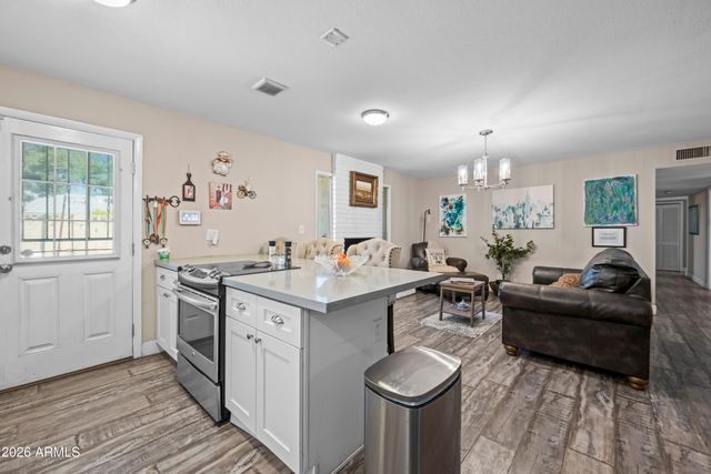 3934 W MYRTLE Avenue, Phoenix, AZ 85051