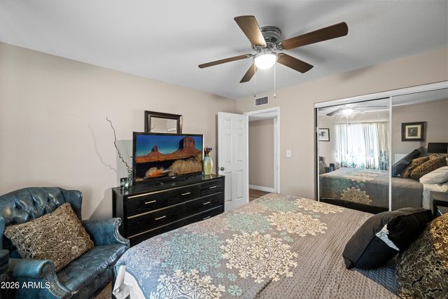 3934 W MYRTLE Avenue, Phoenix, AZ 85051