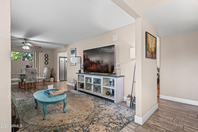 3934 W MYRTLE Avenue, Phoenix, AZ 85051