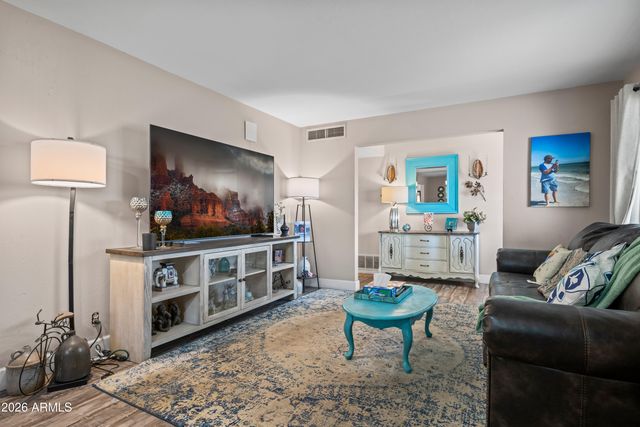 3934 W MYRTLE Avenue, Phoenix, AZ 85051