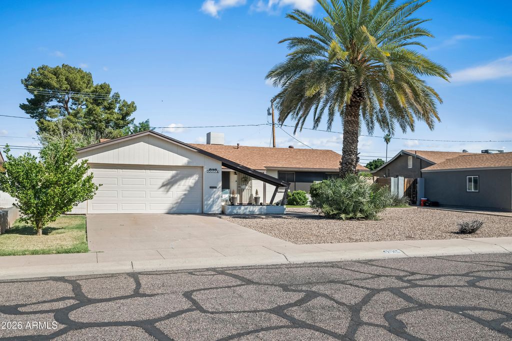 3934 W MYRTLE Avenue, Phoenix, AZ 85051 — photo 2
