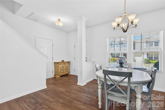 105 Brookshire Lane E, Statesville, NC 28677