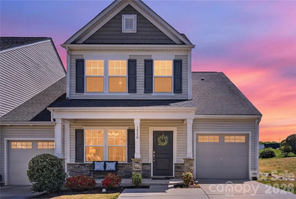 105 Brookshire Lane E, Statesville, NC 28677