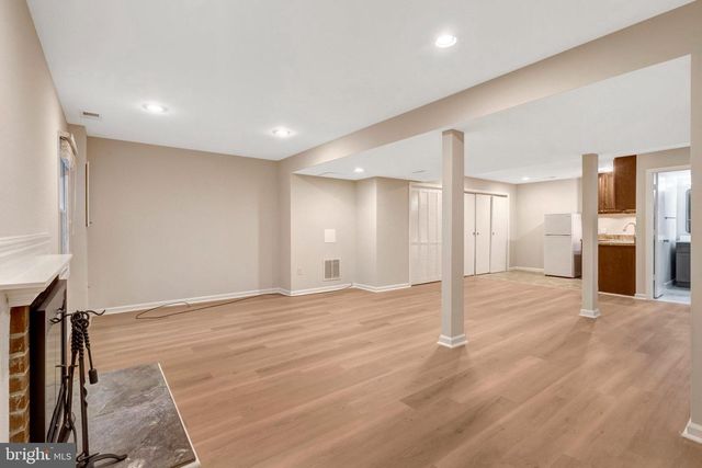 9728 MAIN ST, Fairfax, VA 22031