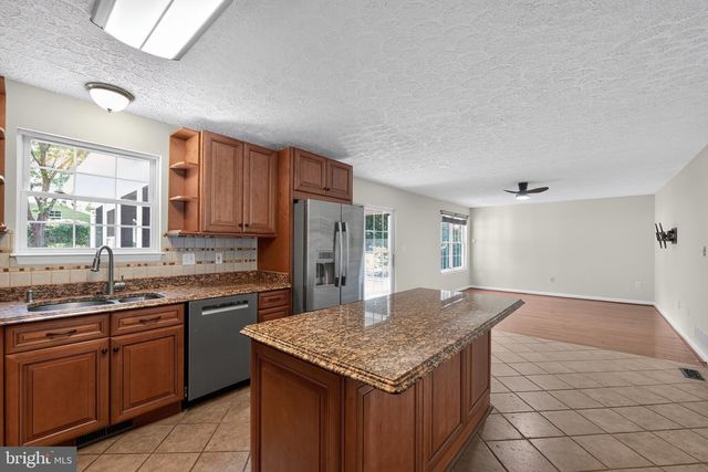 1624 OLD BAY LN, Severn, MD 21144