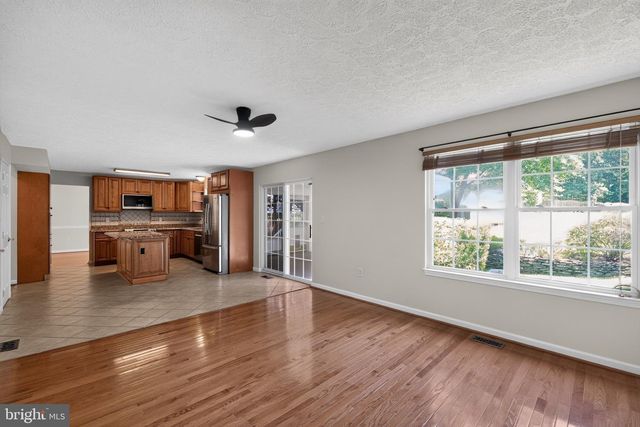 1624 OLD BAY LN, Severn, MD 21144