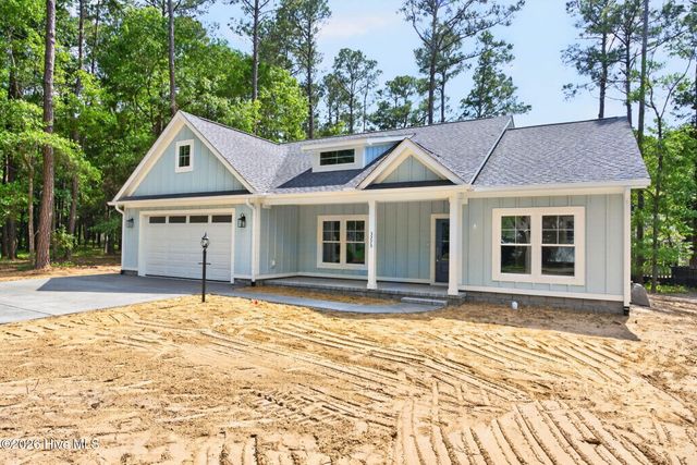 3275 Mooring Drive SE, Bolivia, NC 28422