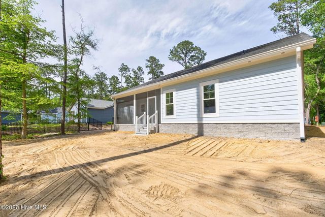 3275 Mooring Drive SE, Bolivia, NC 28422
