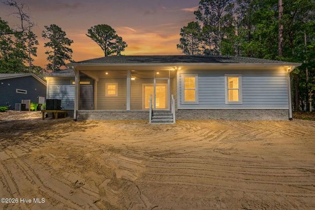 3275 Mooring Drive SE, Bolivia, NC 28422