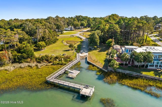 3275 Mooring Drive SE, Bolivia, NC 28422