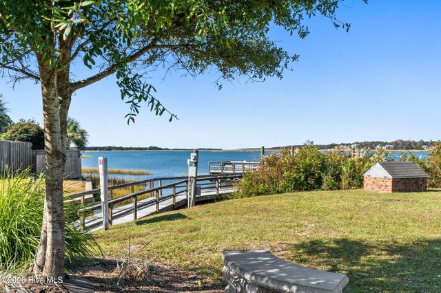3275 Mooring Drive SE, Bolivia, NC 28422
