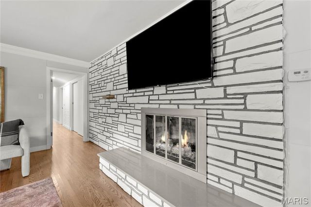 18 Country Aire Drive, Town And Country, MO 63131