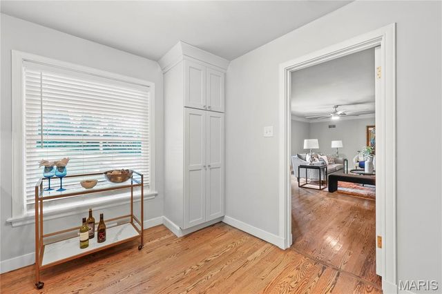 18 Country Aire Drive, Town And Country, MO 63131