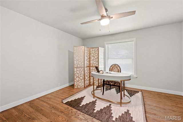 18 Country Aire Drive, Town And Country, MO 63131