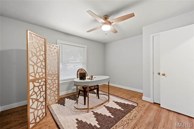 18 Country Aire Drive, Town And Country, MO 63131