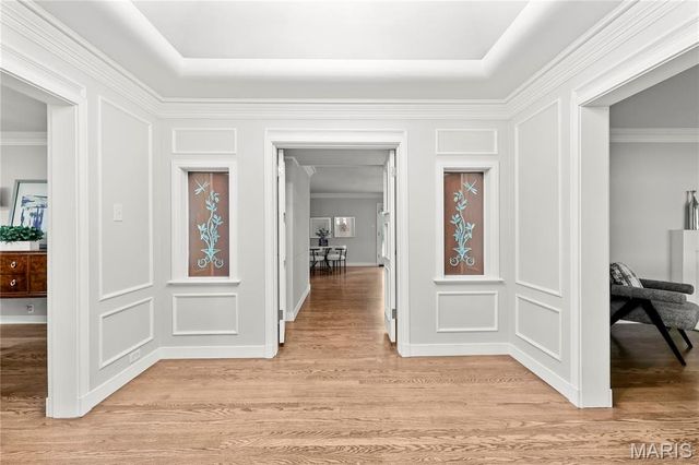 18 Country Aire Drive, Town And Country, MO 63131