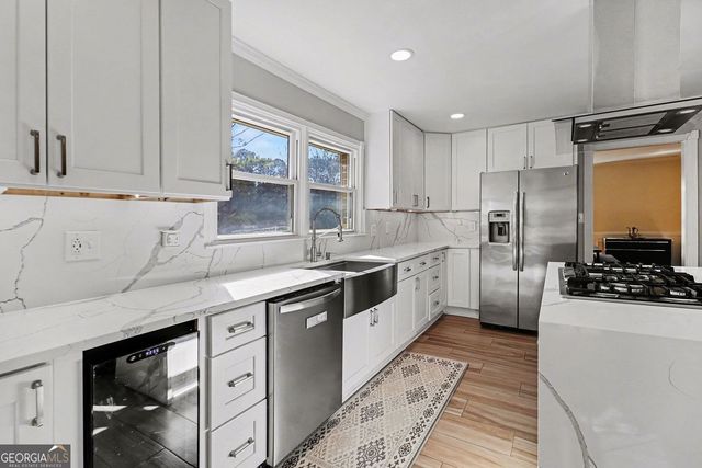 240 Smithstone Path, Fayetteville, GA 30214