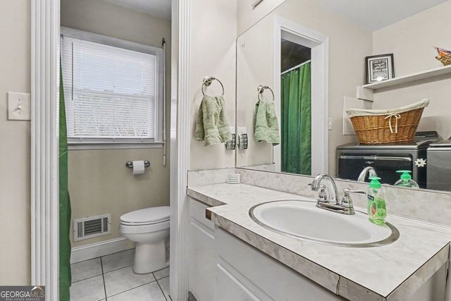 240 Smithstone Path, Fayetteville, GA 30214