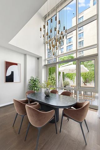 34 N 7TH Street TH3, New York City, NY 11249