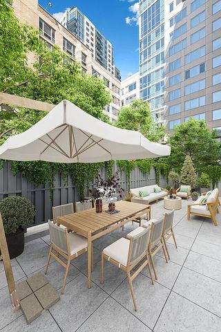 34 N 7TH Street TH3, New York City, NY 11249