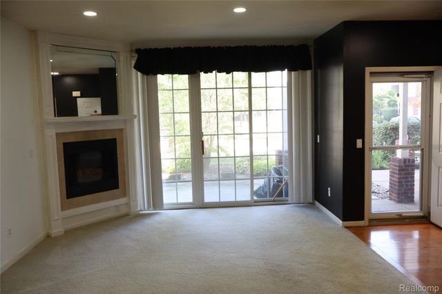 14554 Moravian Manor Circle 76, Sterling Heights, MI 48312