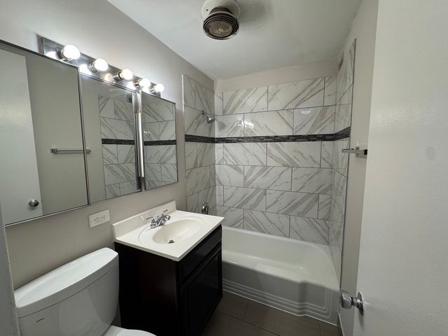 4800 S Chicago Beach Drive 308S, Chicago, IL 60615