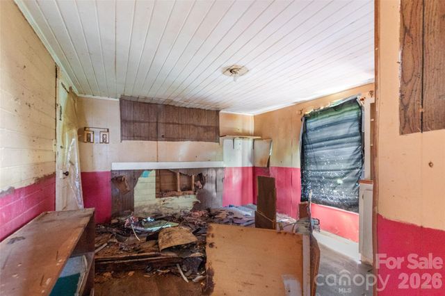 689c Pinckney Road, Chester, SC 29706