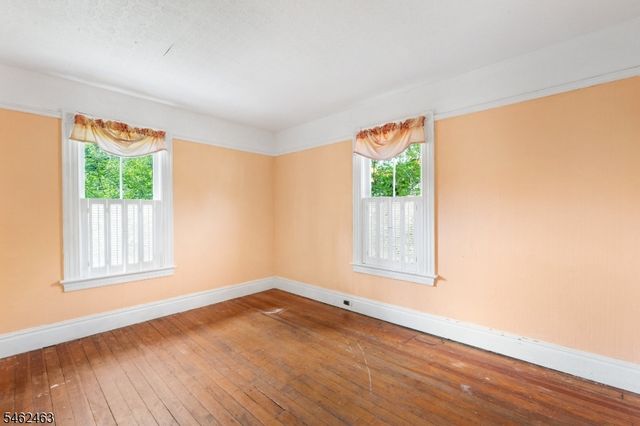 35 Maple Ave, Madison Boro, NJ 07940
