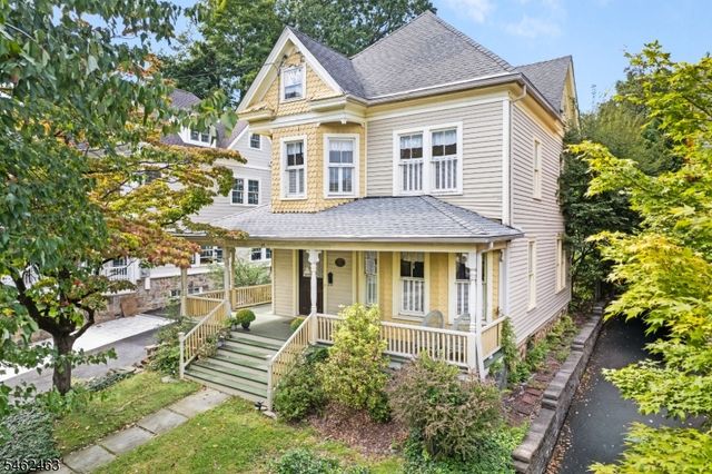 35 Maple Ave, Madison Boro, NJ 07940
