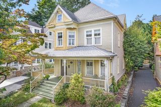 35 Maple Ave, Madison Boro, NJ 07940