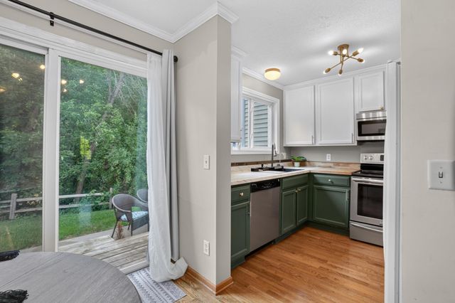 7773 Village Street, Chanhassen, MN 55317