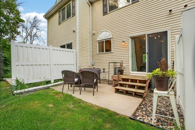 7773 Village Street, Chanhassen, MN 55317